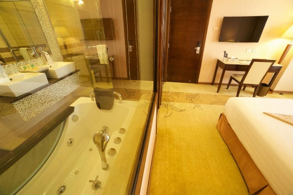 Getfam Hotel image 7