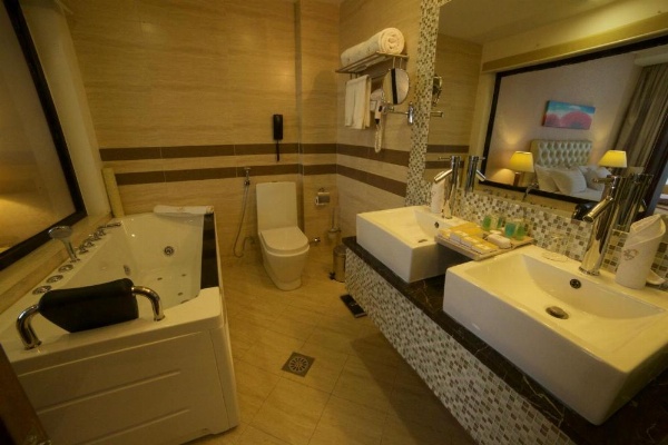 Getfam Hotel image 8
